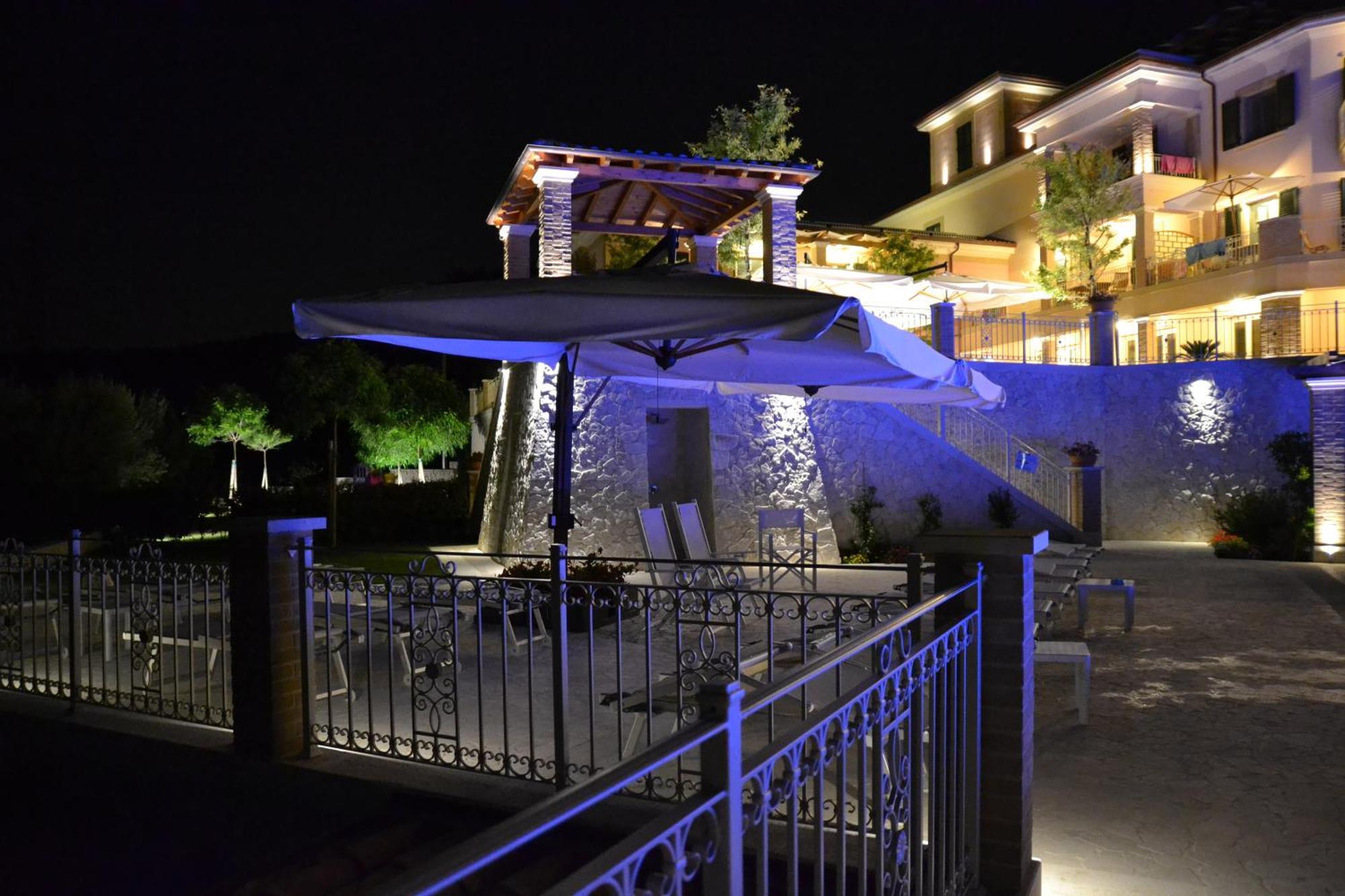Incantea Resort Tortoreto Eksteriør billede